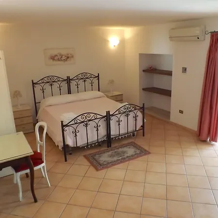 Bed & Breakfast Antica Dimora 3*