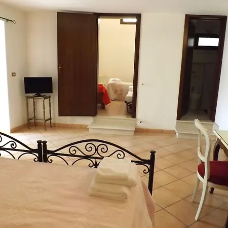Bed & Breakfast Antica Dimora 3*